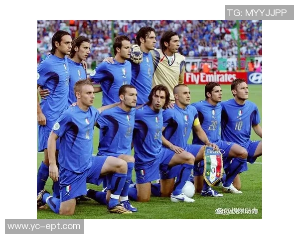 八强足球明星的辉煌历程与传奇时刻揭秘