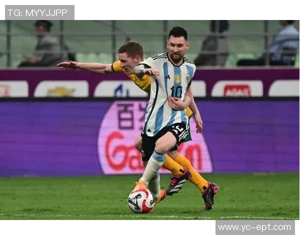 南京篮球队以70分领跑世锦赛积分榜展现强大实力与竞争优势