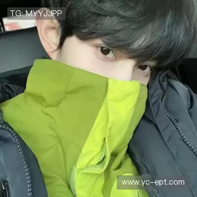 孔铃媚
